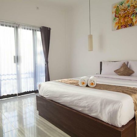 Yankee Fara 14 Hotell Seminyak Exteriör bild