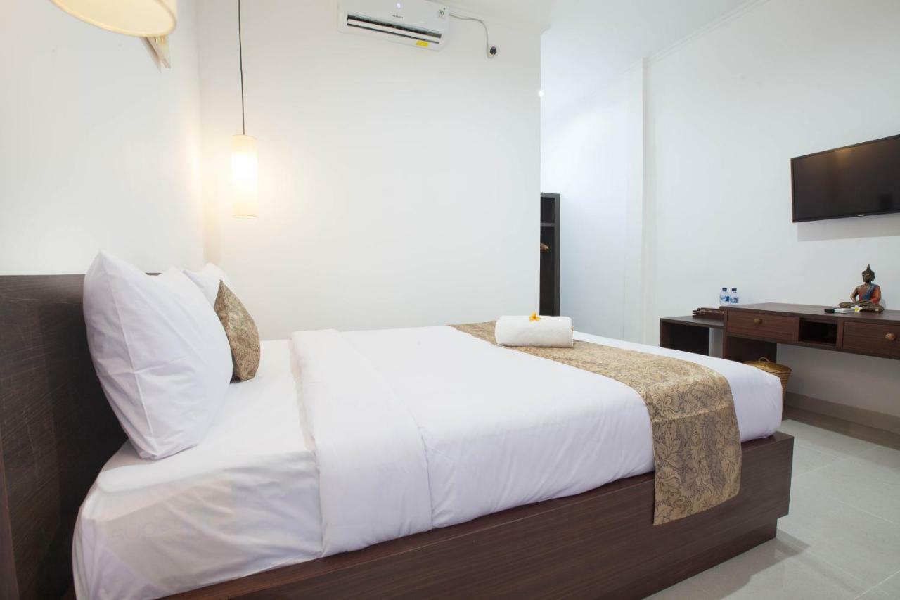 Yankee Fara 14 Hotell Seminyak Exteriör bild