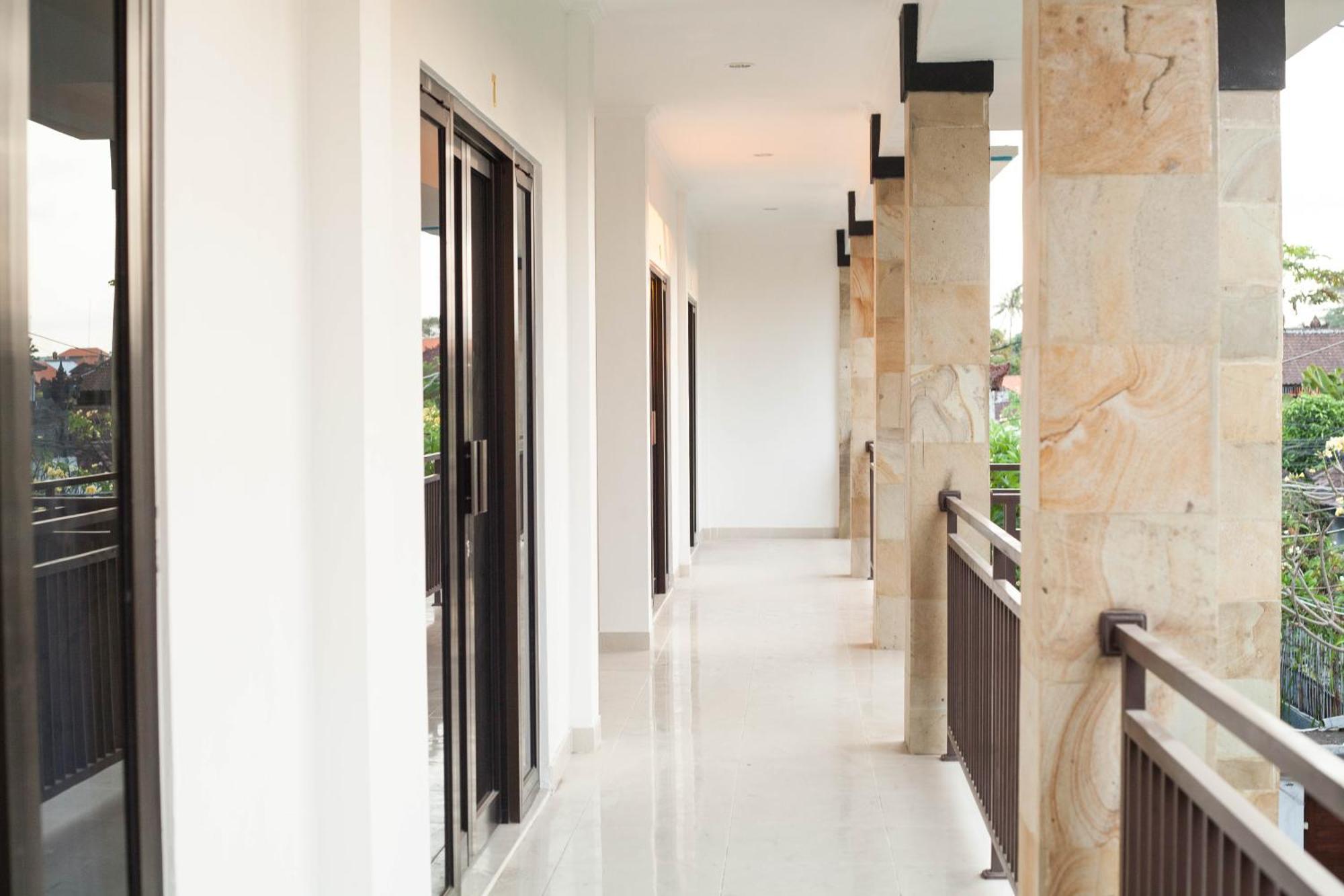 Yankee Fara 14 Hotell Seminyak Exteriör bild